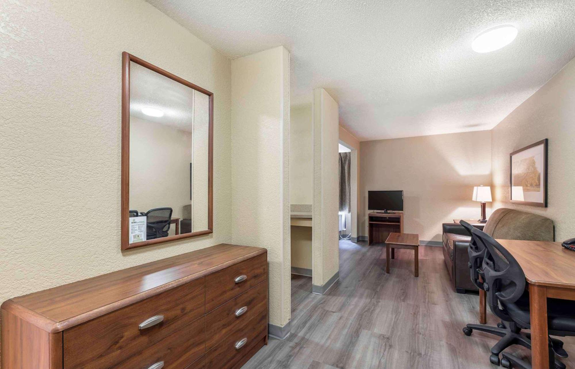 Extended Stay America Suites - Wichita - East Exterior foto
